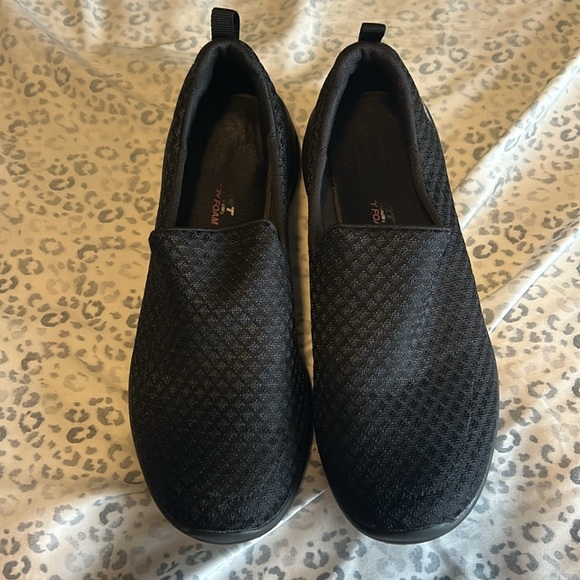 Skechers Memory Foam Black Slip On Sneakers - 9 - Picture 2 of 5